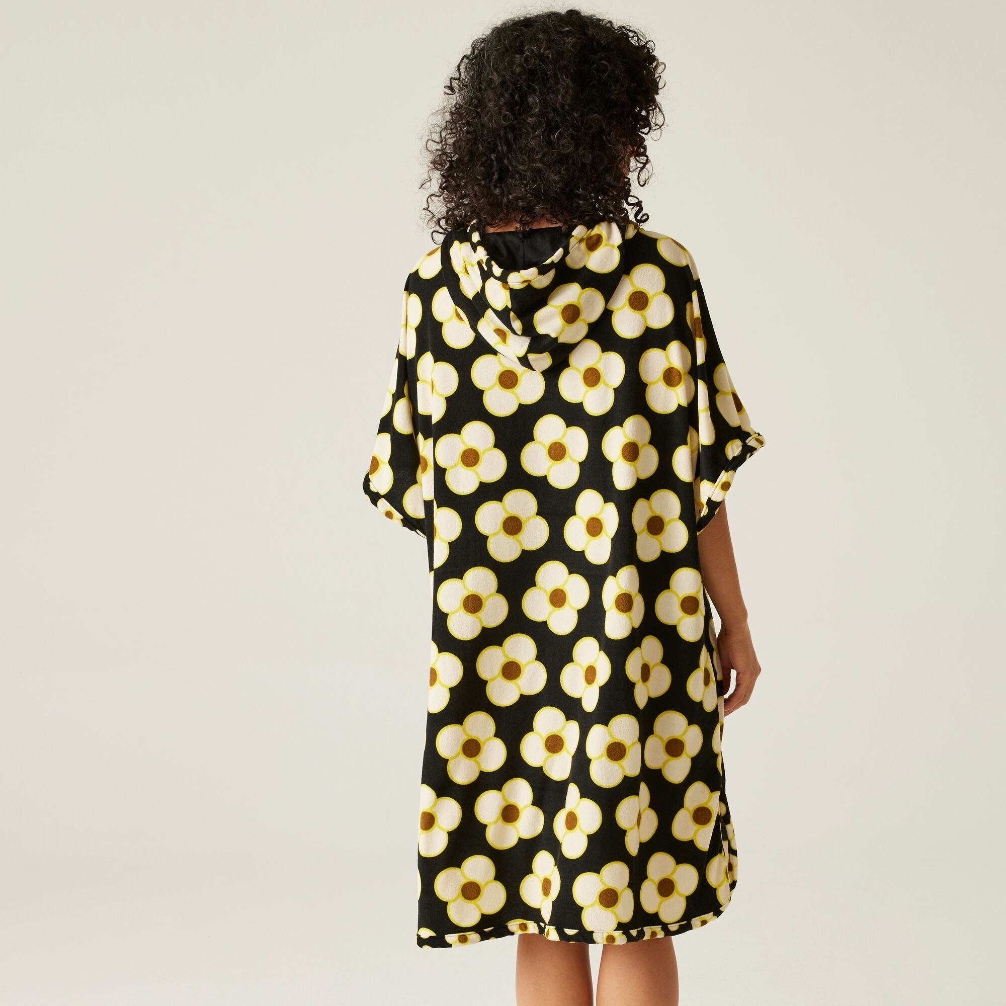 Orla Kiely Towelling II Robe | Spinning Flower Black