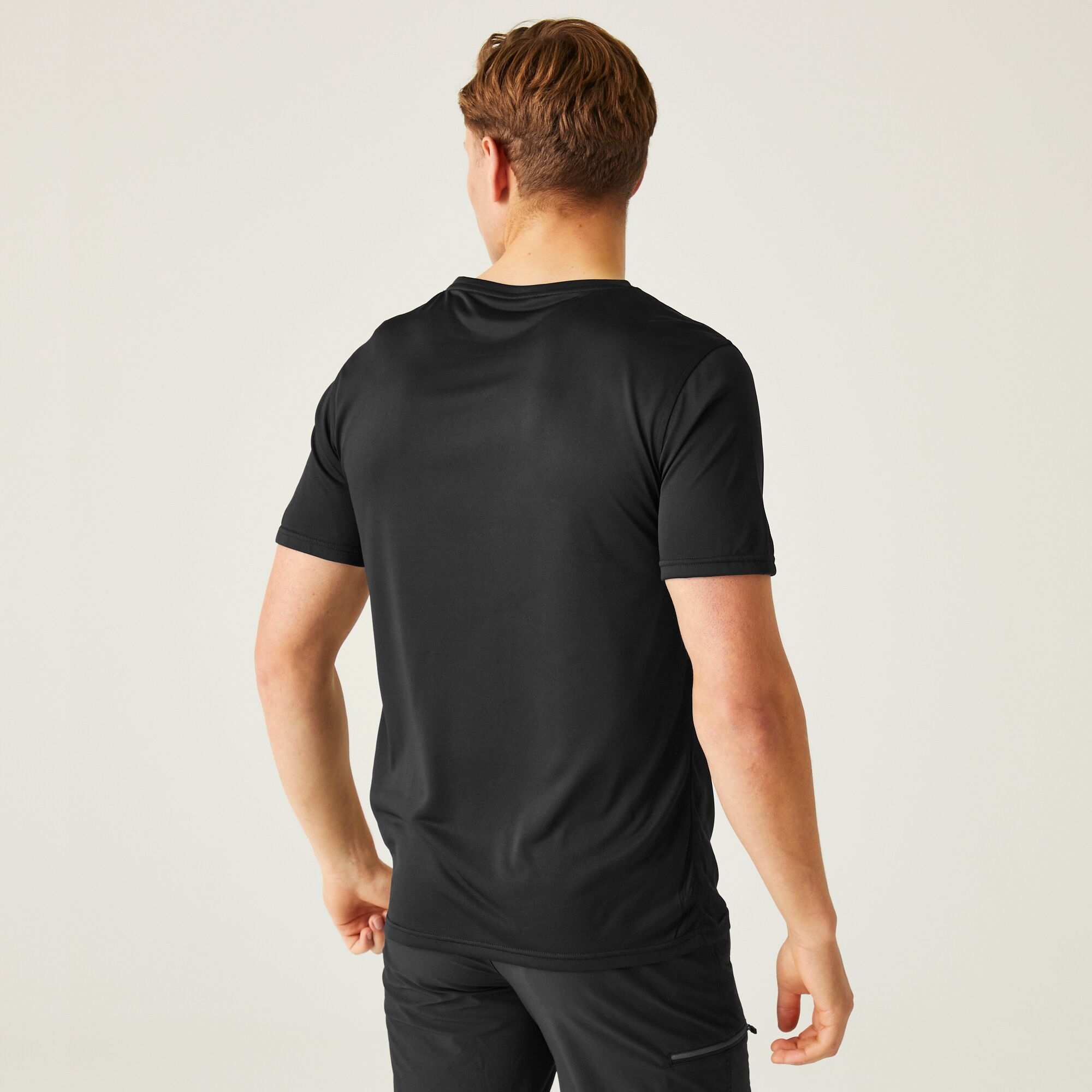 Men's Fingal V-Neck T-Shirt | Black