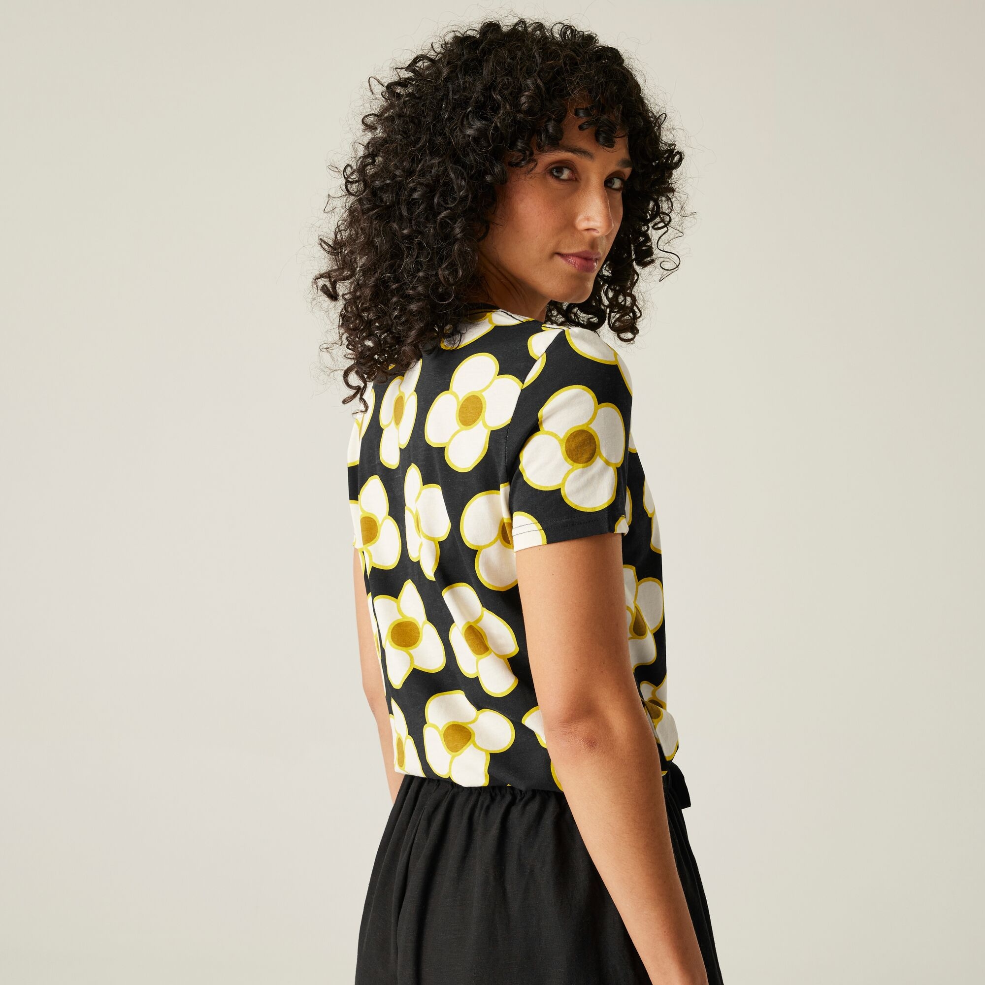 Orla Kiely Tee | Spinning Flower Black