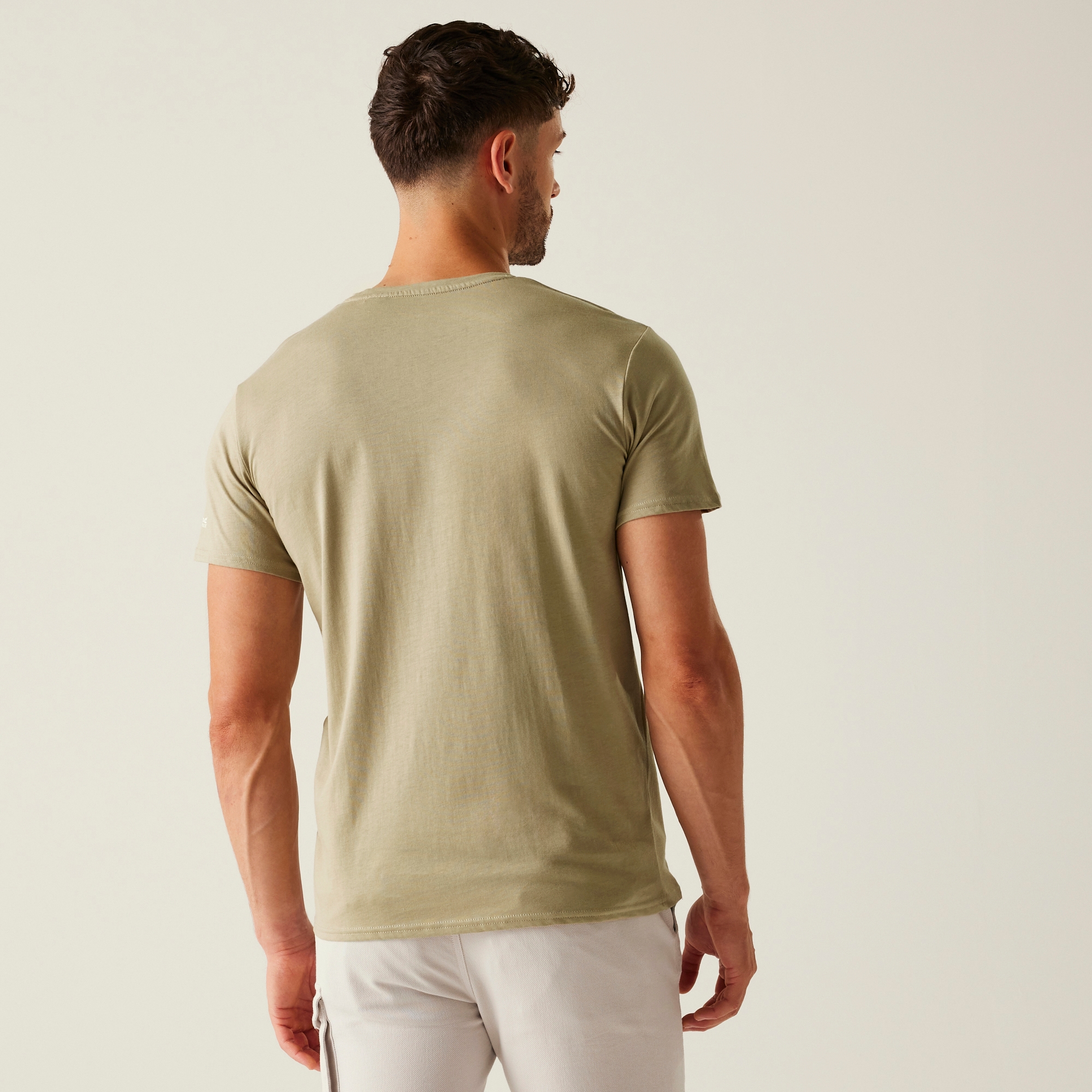 Men's Breezed V T-Shirt | Golden Sand
