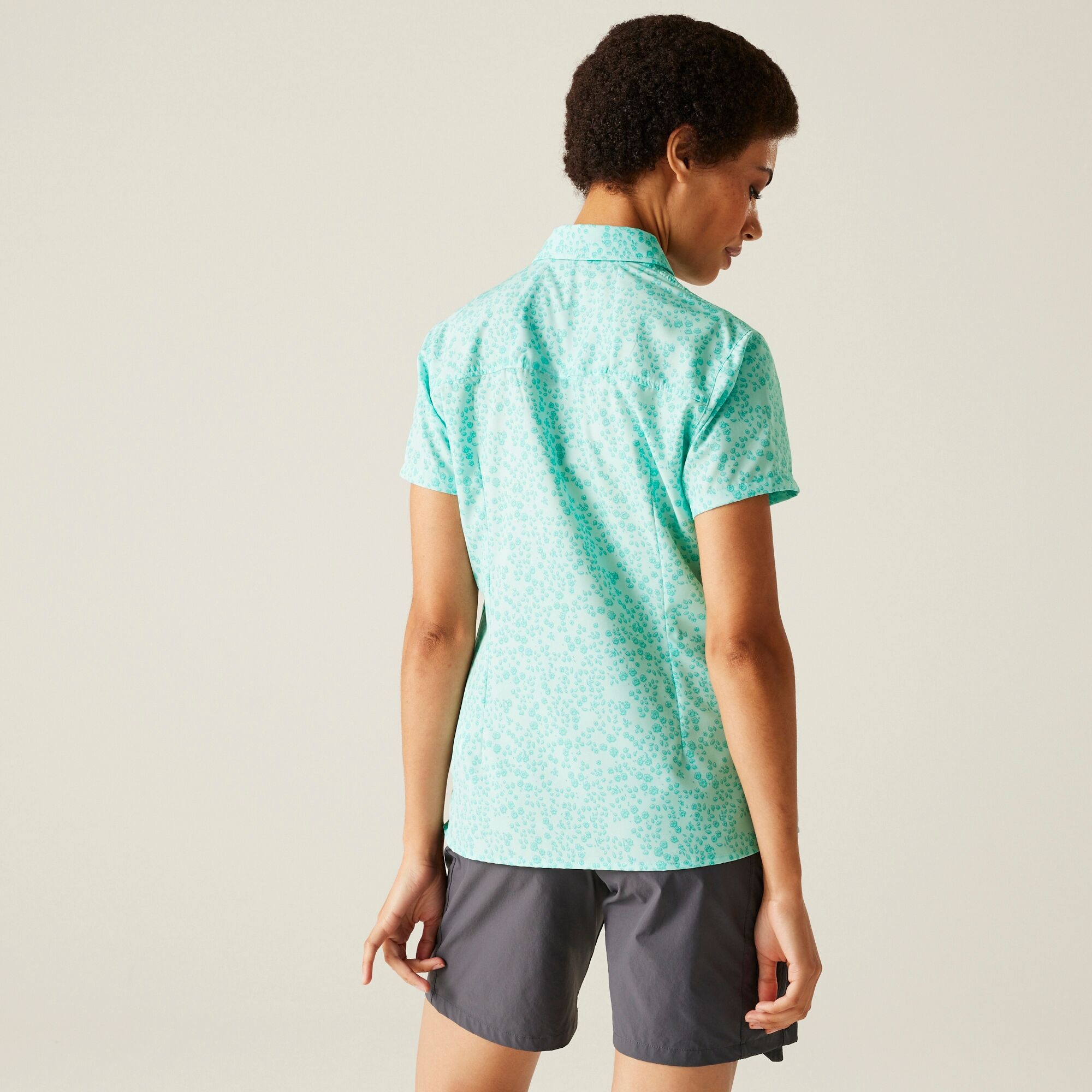 Women's Travel Packaway Short Sleeve Shirt | Icy Morn Meadow Print
