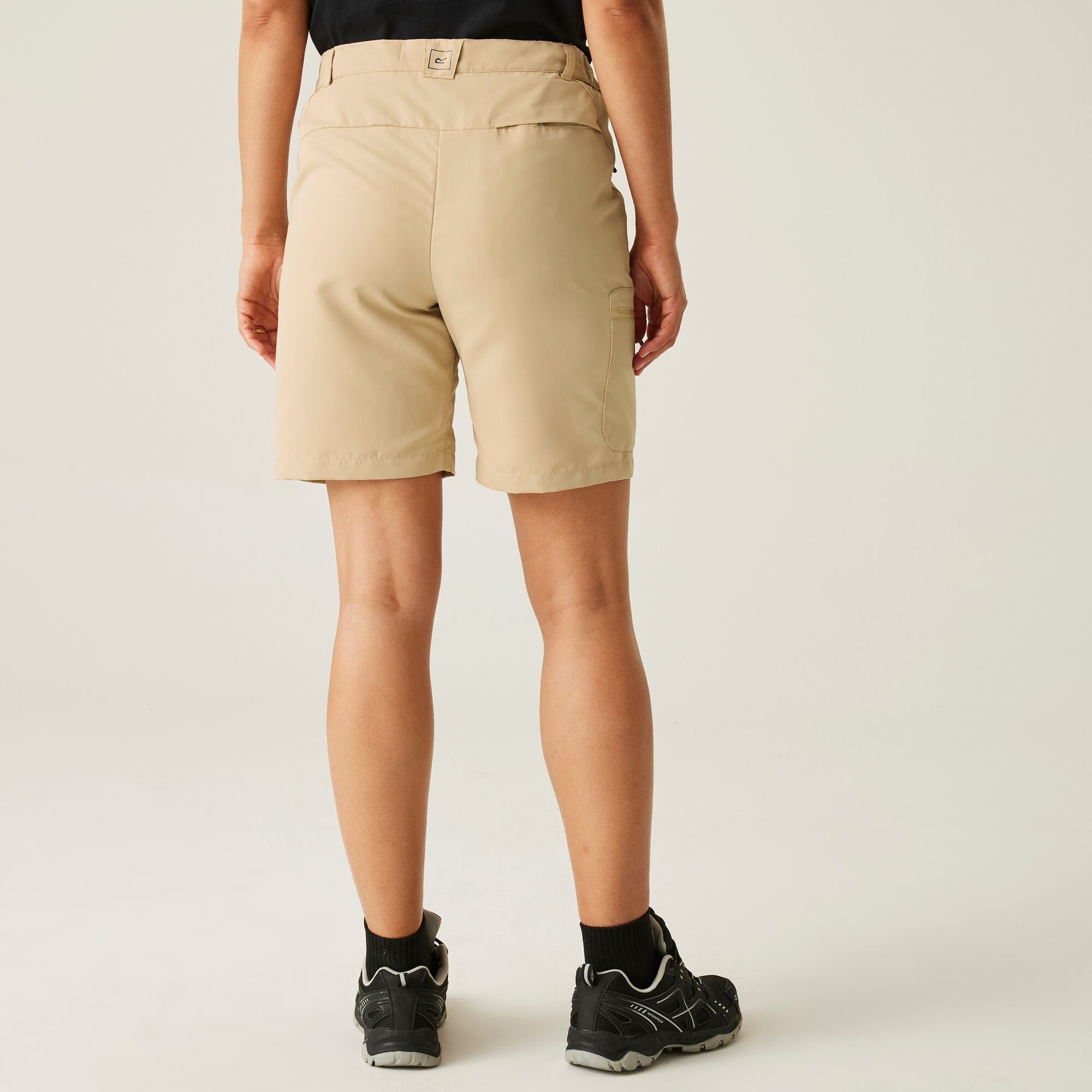 Women's Chaska III Walking Shorts | Moccasin