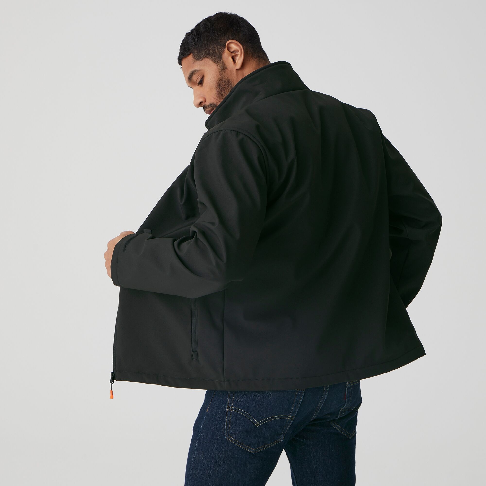 Men's Thermogen Heated Softshell Jacket | Black
