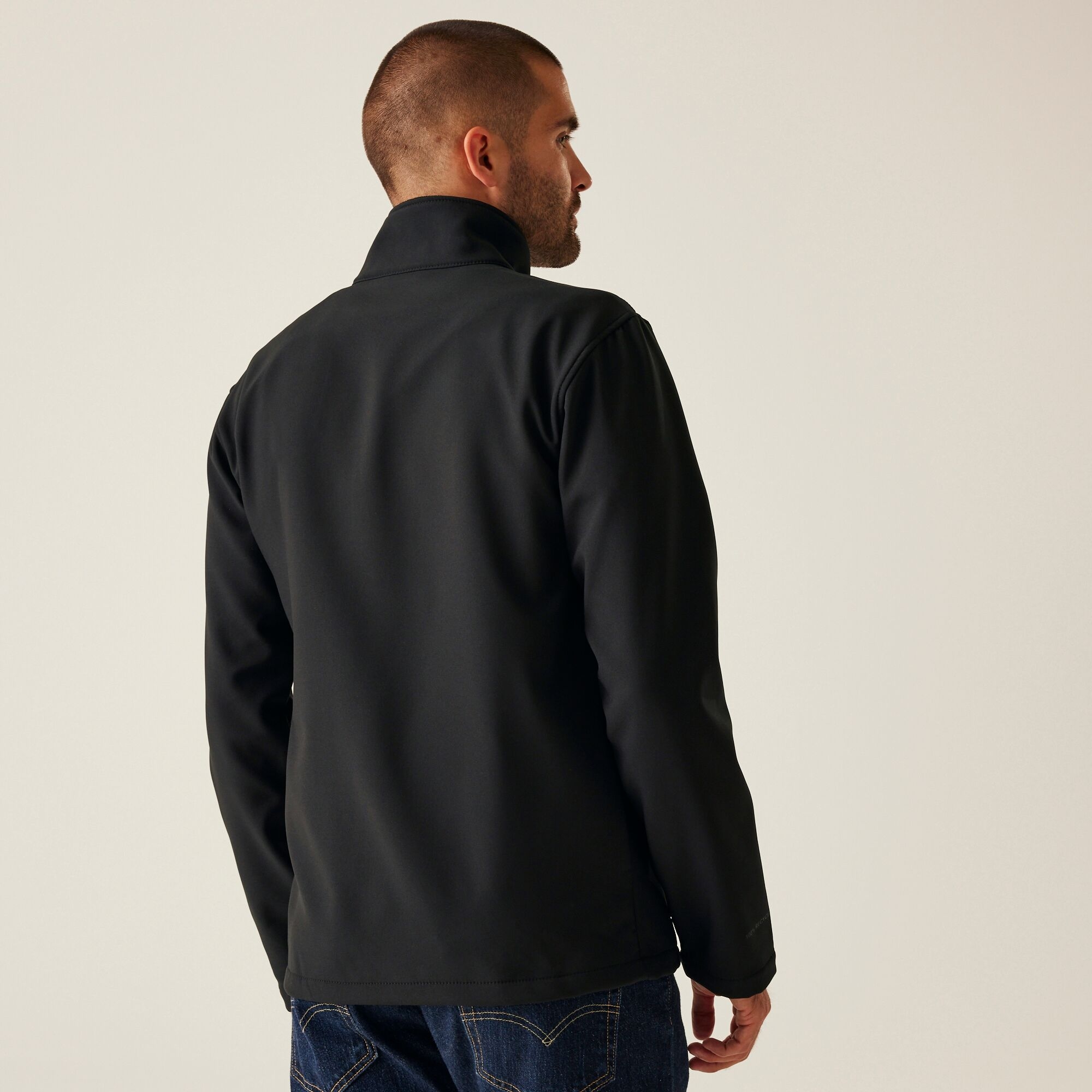 Men's Honestly Made Recycled Softshell Jacket | Black