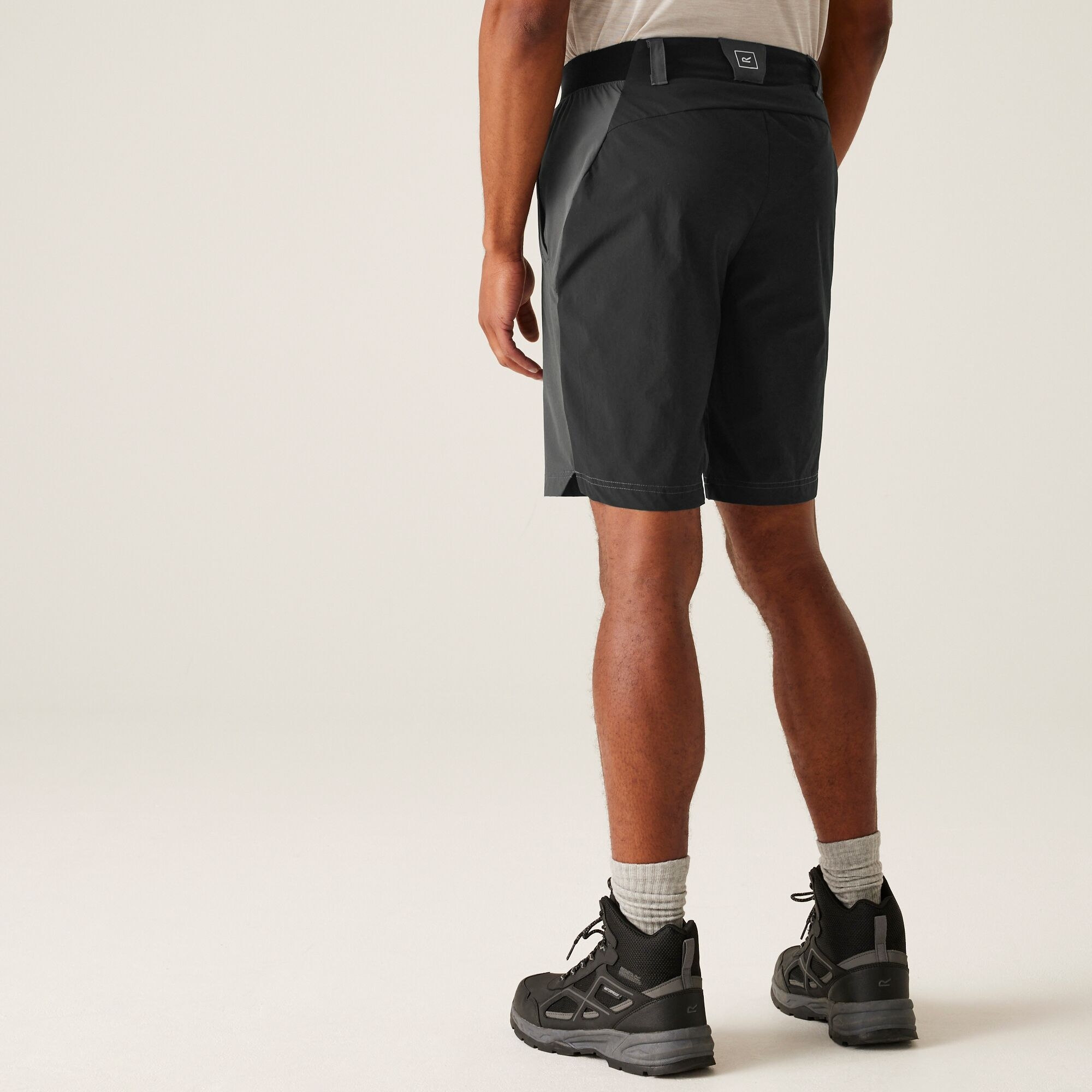 Men's Eldes Walking Shorts | Ash Black