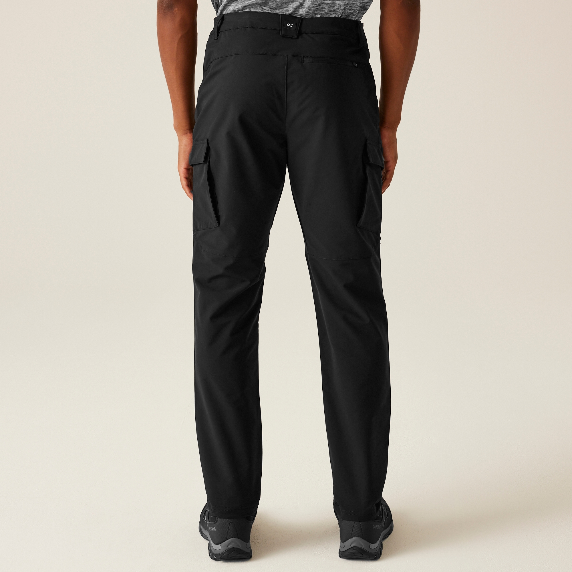 Men's Questra Cargo Trousers | Black