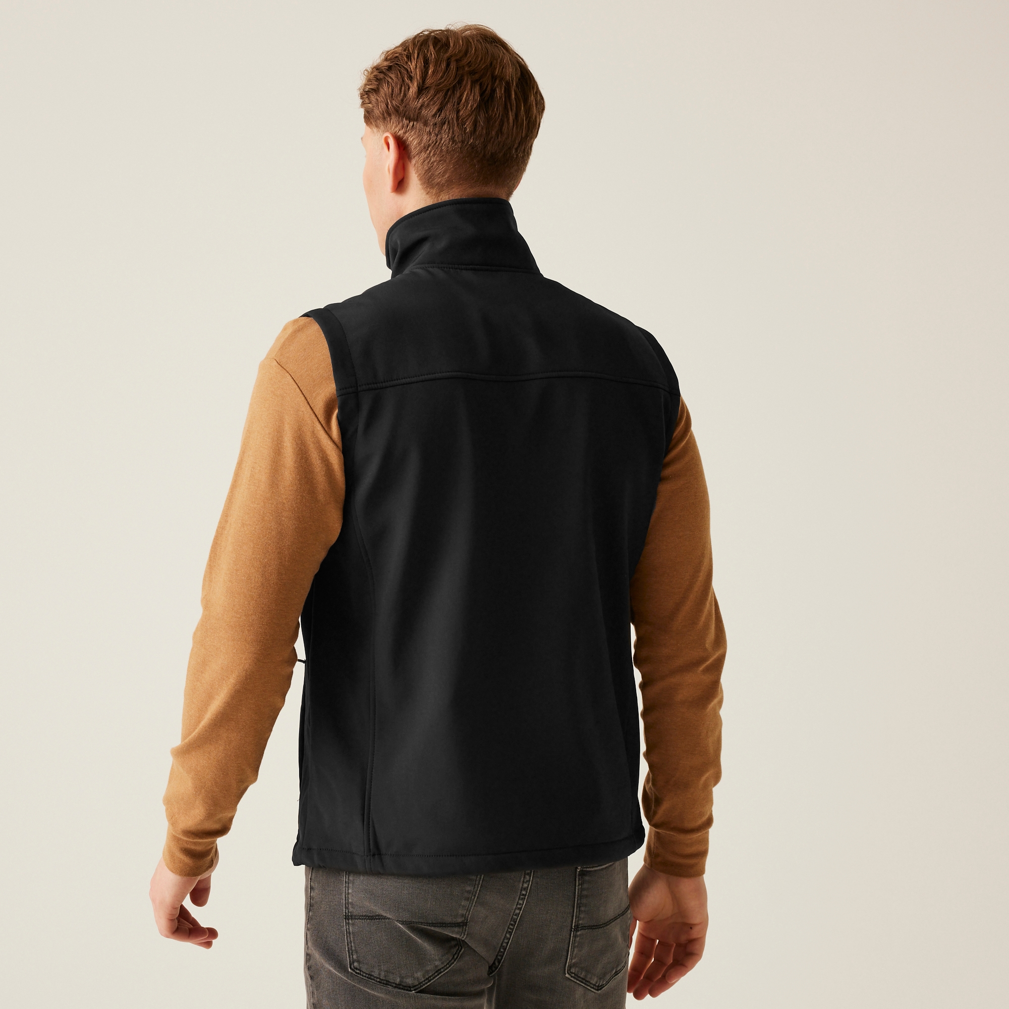 Men's Flux Softshell Bodywarmer | Black