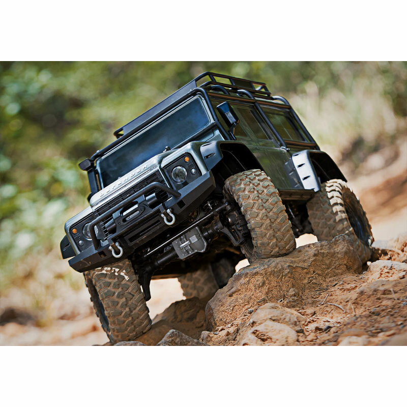 Traxxas TRX-4 Land Rover Defender RC 4x4 Rock Crawler RTR w/3S LiPo COMBO