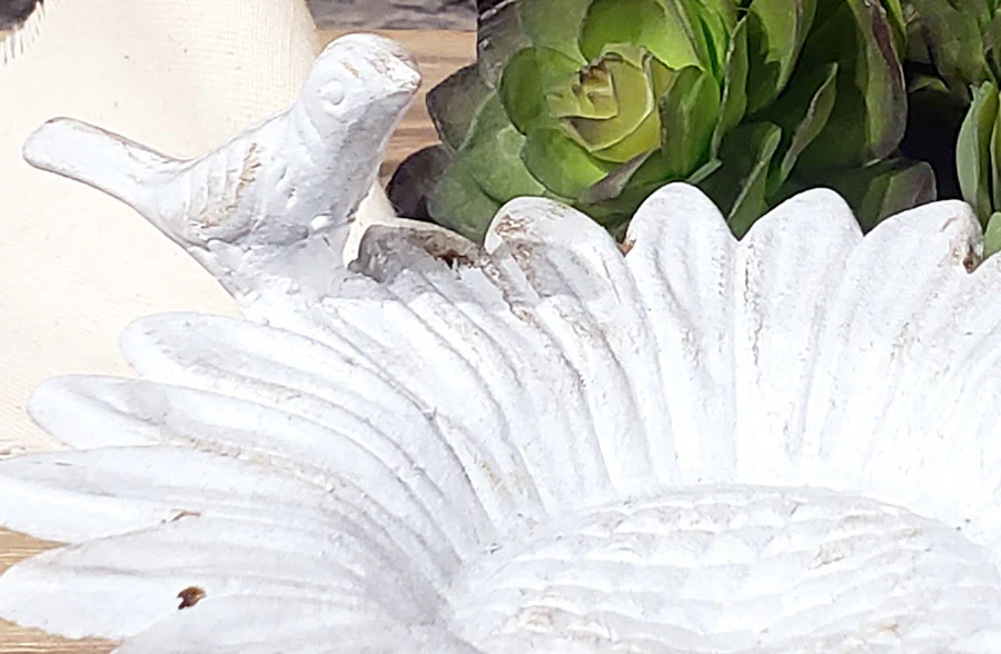 Whitewashed Sunflower Birdfeeder