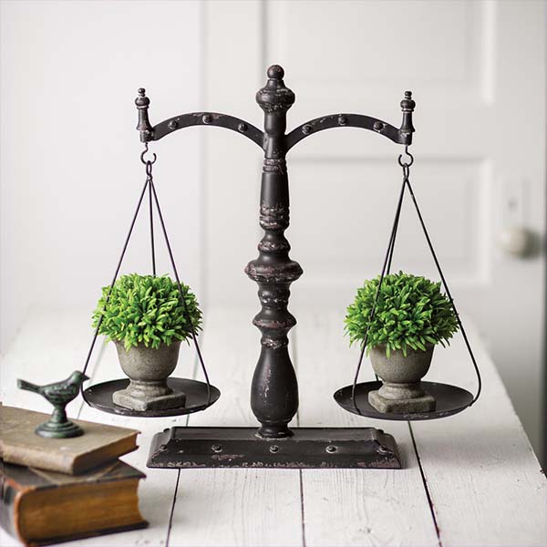 Vintage-Inspired Produce Scale