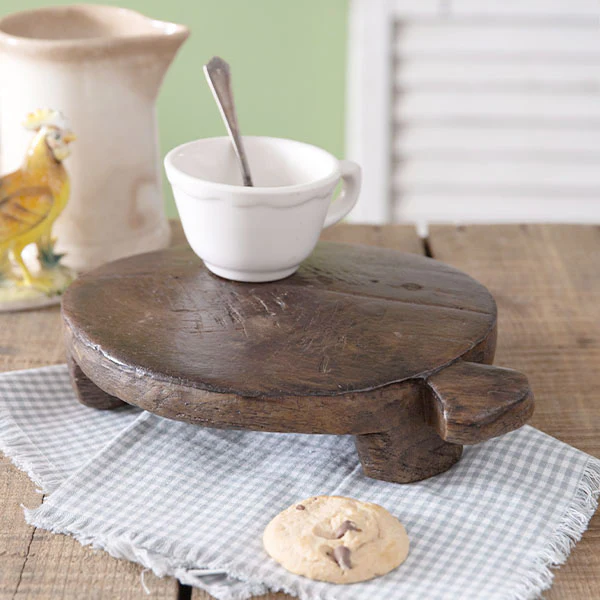 Decorative Primitive Round Breadboard