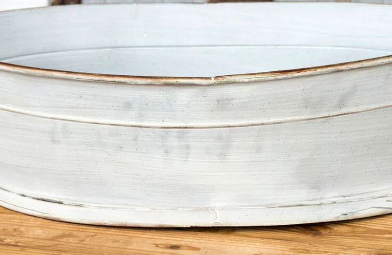 *HUUUGE* Oval Farm Tub