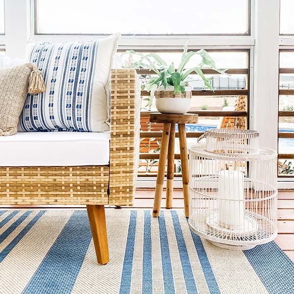 Steal It Box: Spring/Summer 2022 Edition- Two-Toned Stool Riser