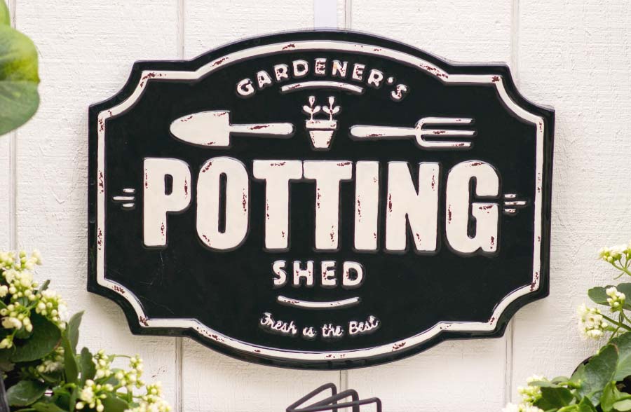 Scalloped Edge Embossed Potting Shed Sign