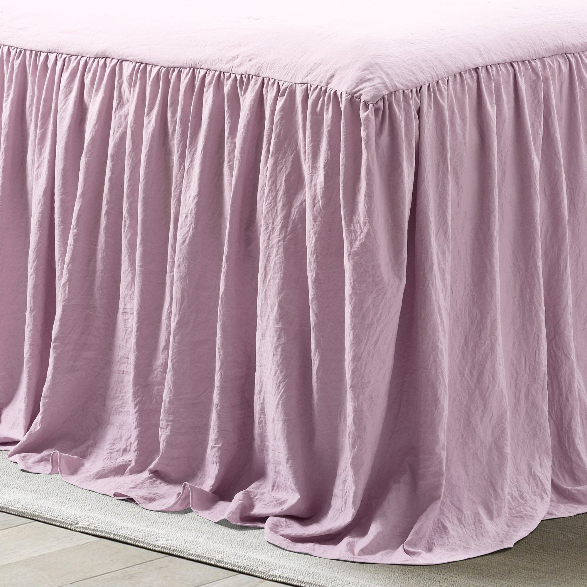 Ruffle Skirt Bedspread Set