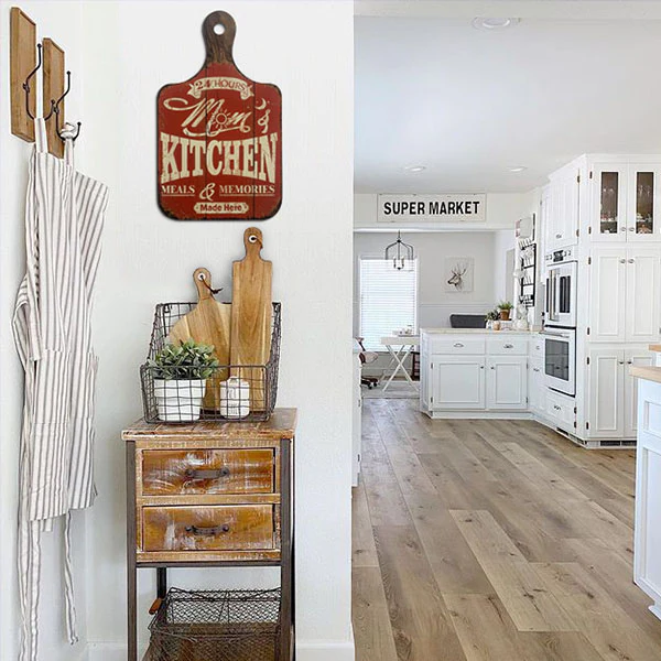Kitchen Meals & Memories Decorative Cutting Board Sign