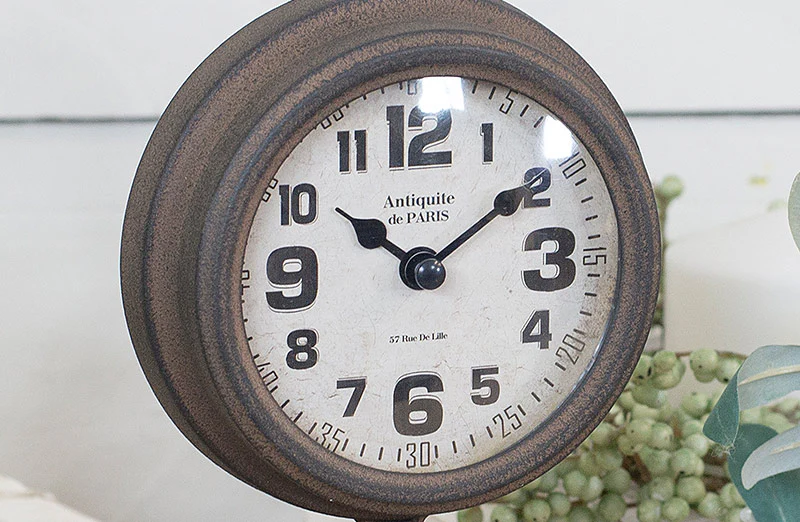 Modern Meets Vintage Table Clock