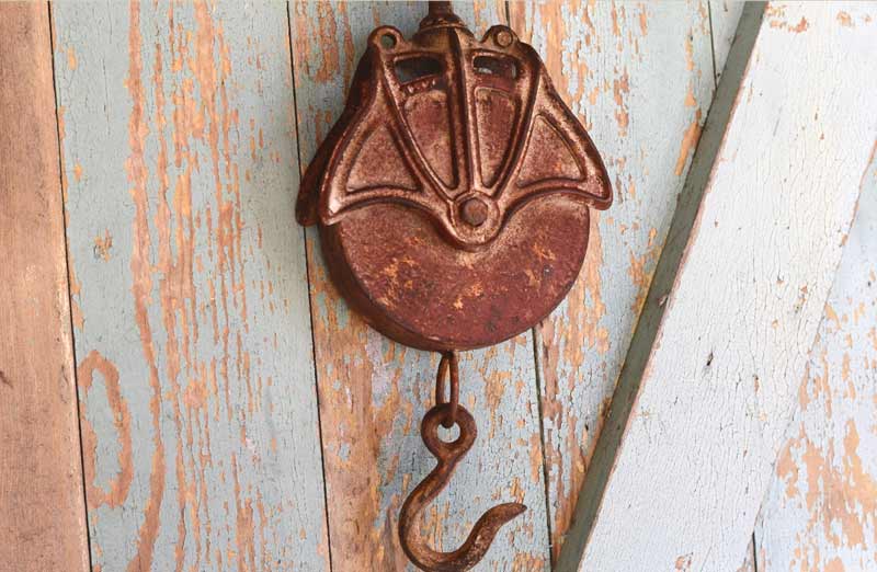 *LARGE Distressed Pulley Hook