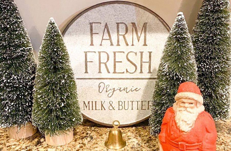 Galvanized Metal Farm Fresh Round Wall Sign