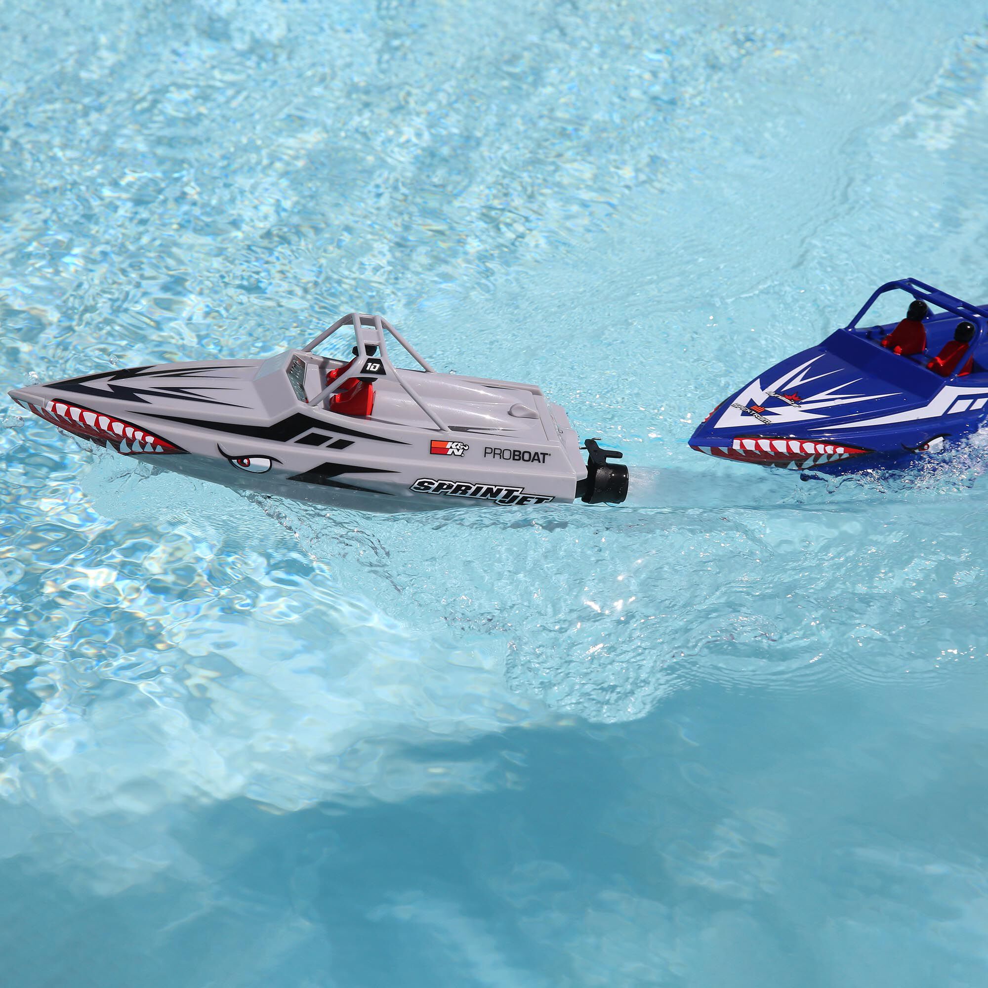 Pro Boat Sprintjet 9" Self-Righting Deep-V Jet Boat Brushed RTR, Silver
