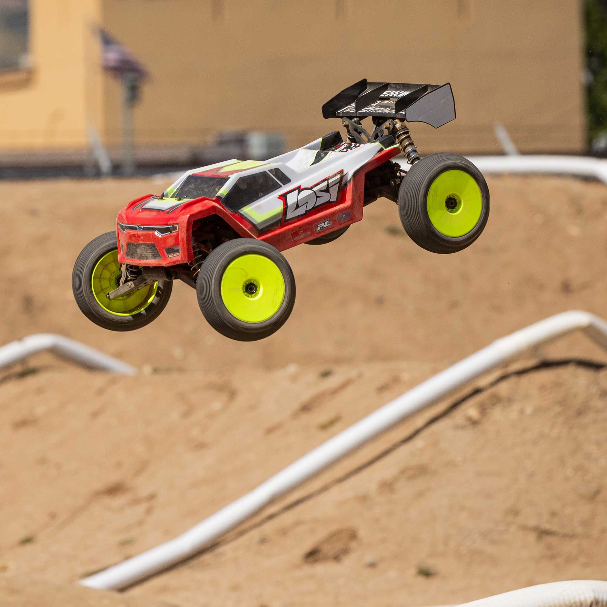 Losi 1/8 8IGHT-XTE 4S 4X4 RTR Brushless Race Truggy, Clear