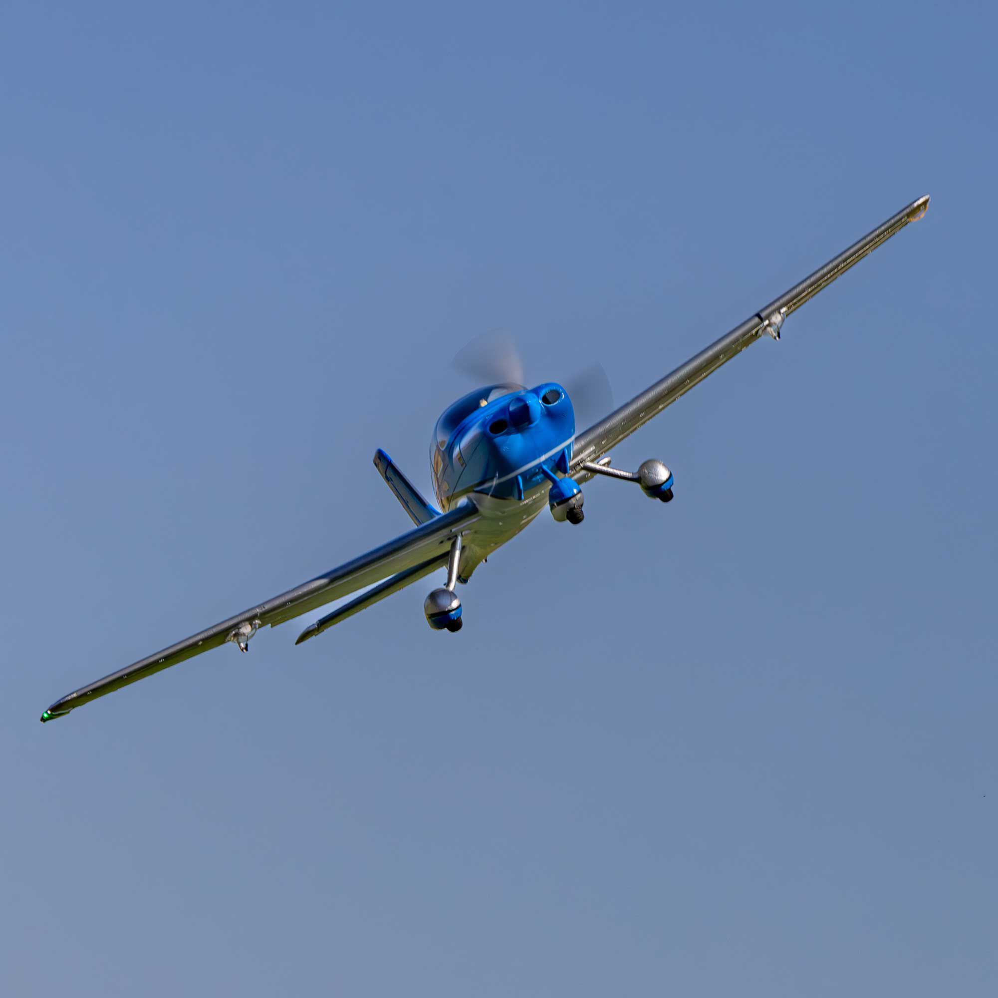 E-flite UMX Cirrus SR22T BNF Basic Ultimate Combo