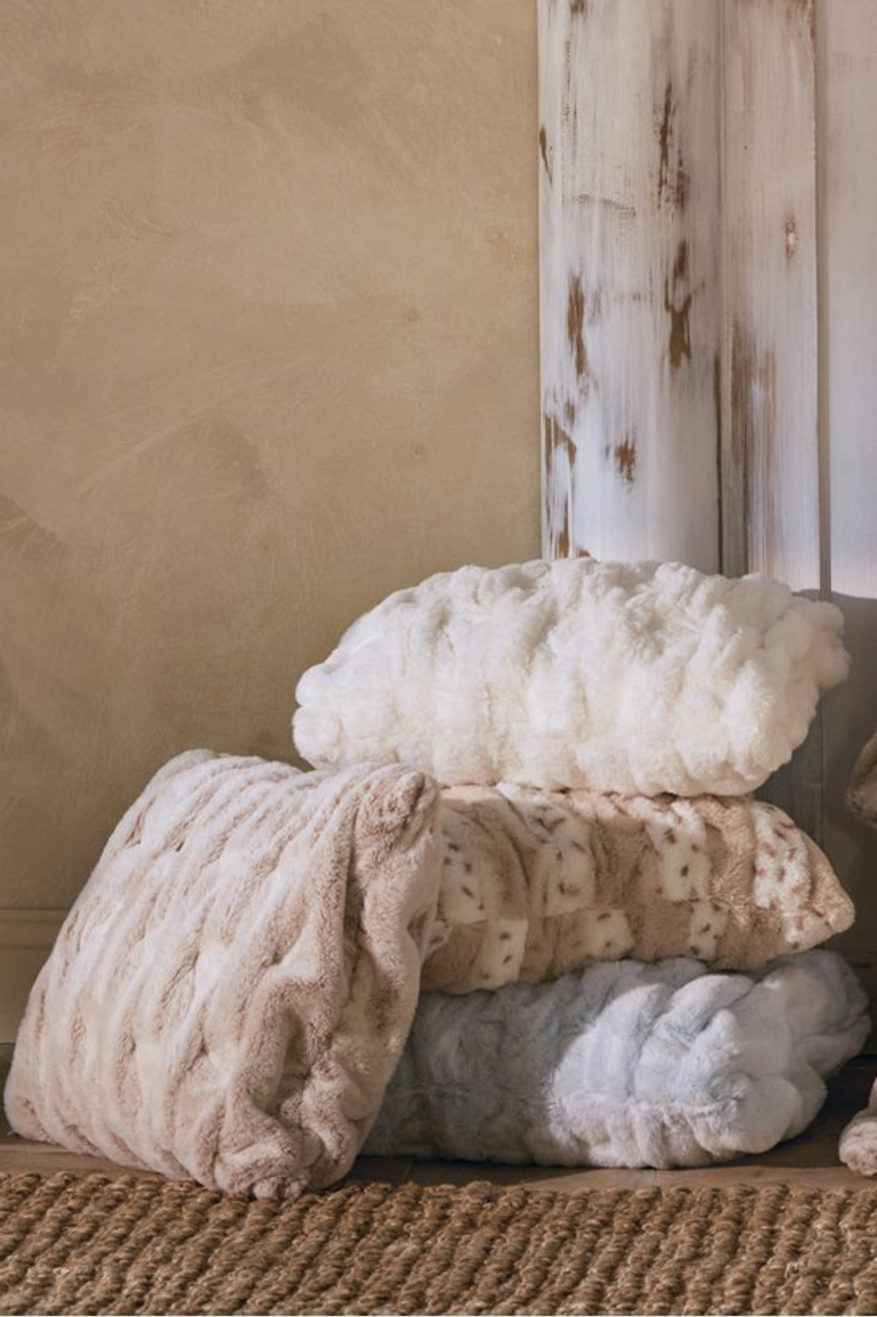 La Parisienne Faux Fur Pillow