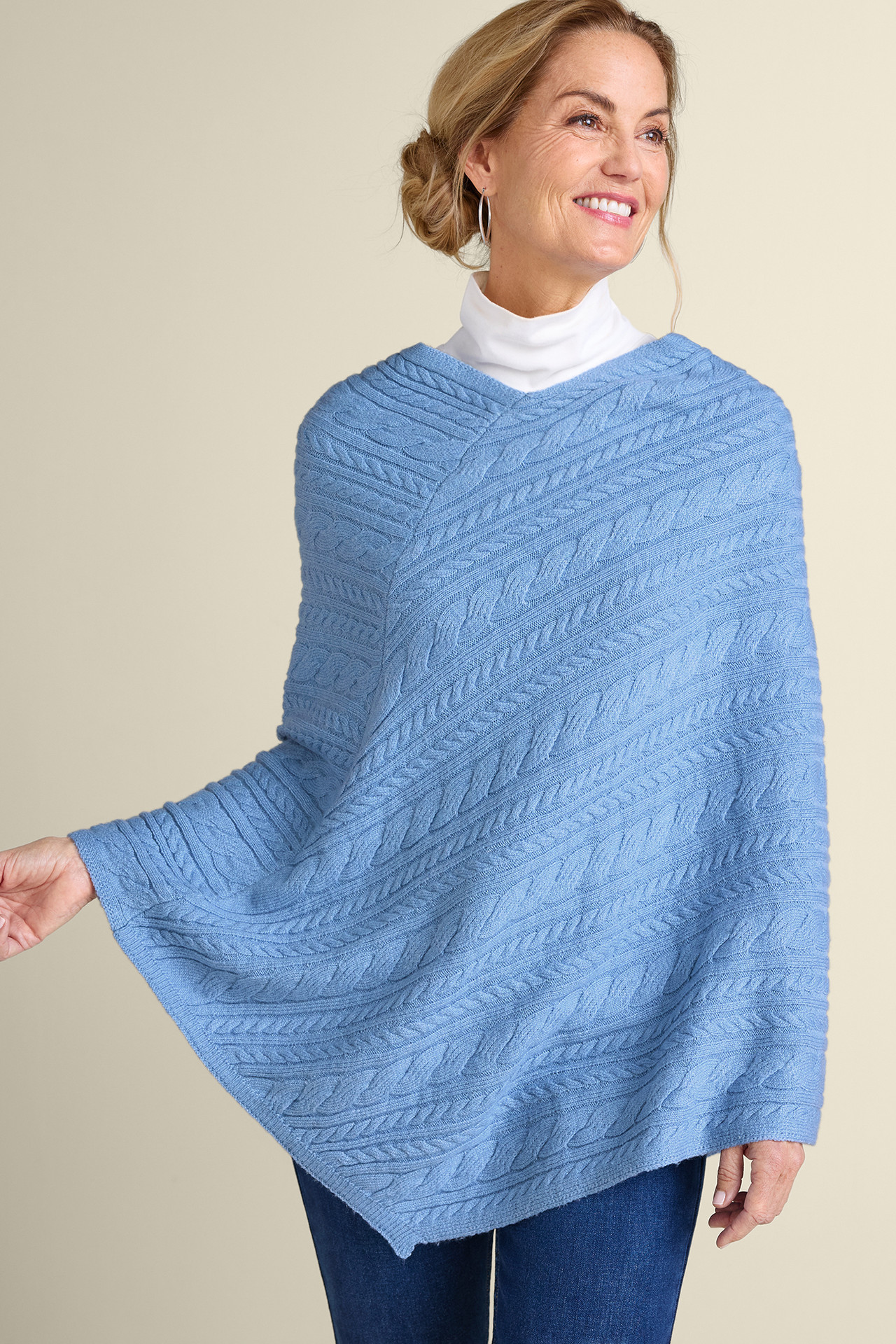 Aren Cable Poncho