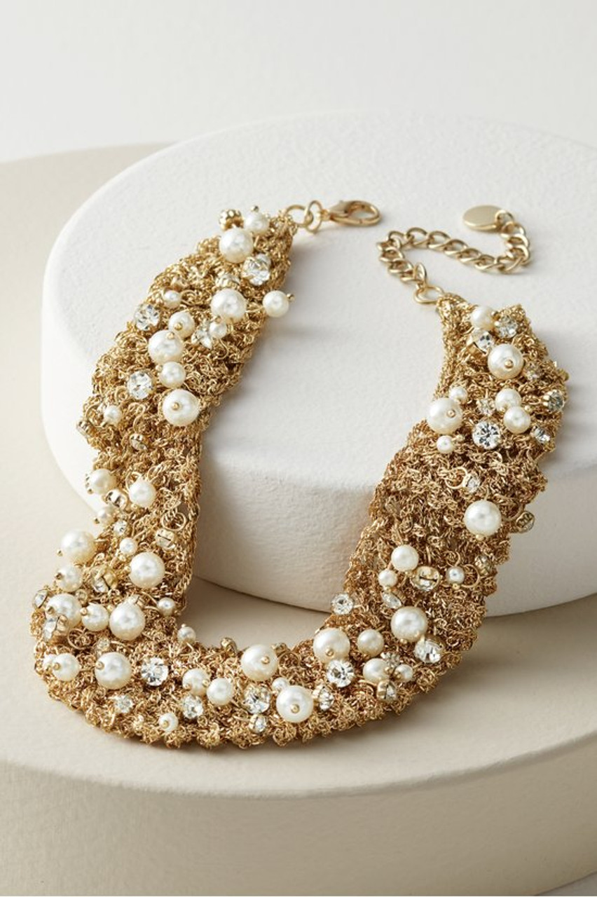 Elanore Crochet Pearl Necklace