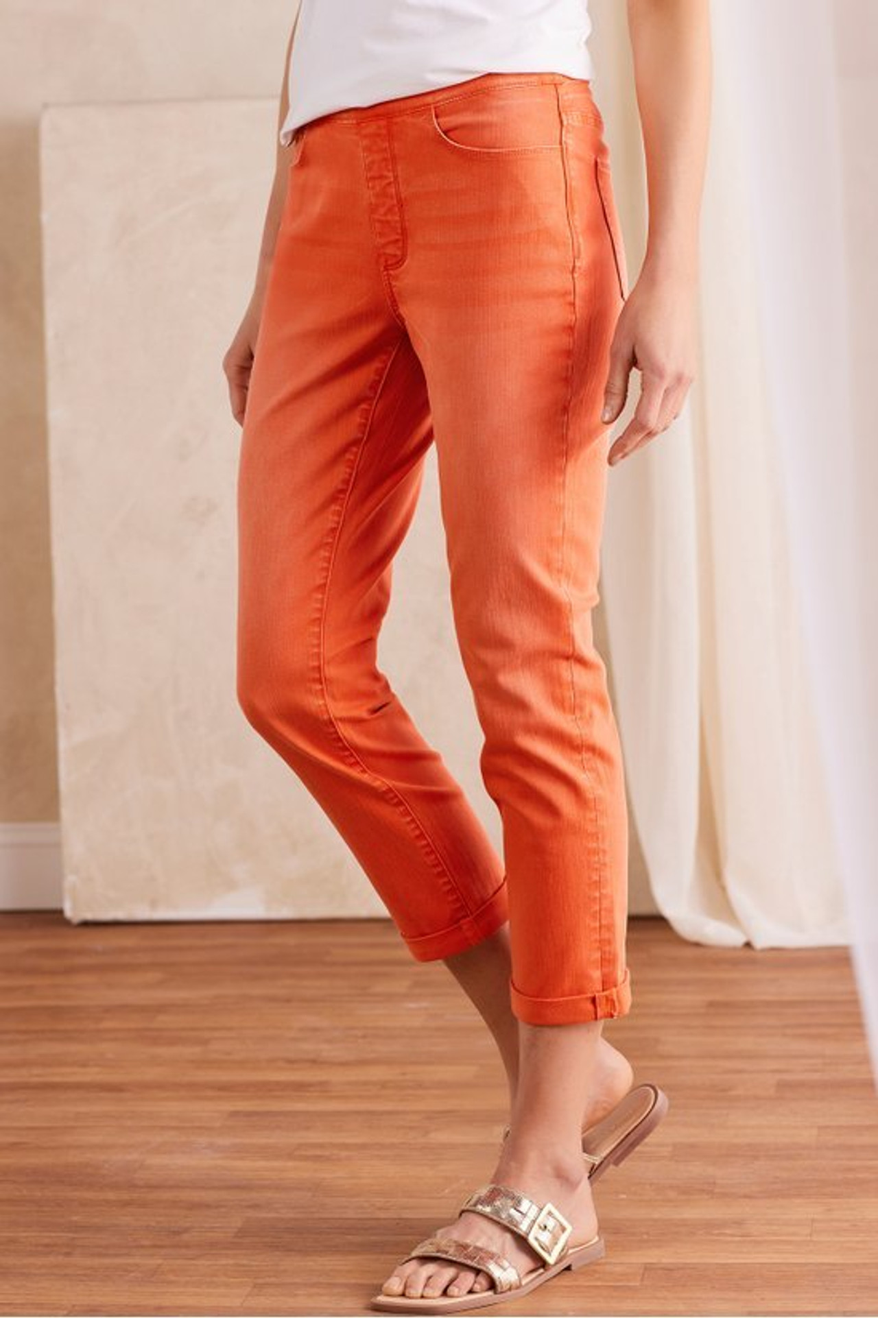 The Ultimate Denim Pull-On Crop