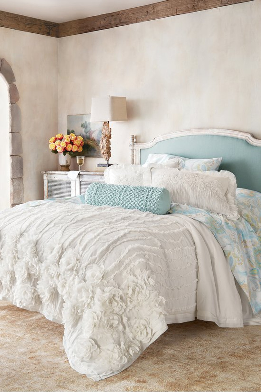 Villandry Floral Quilt