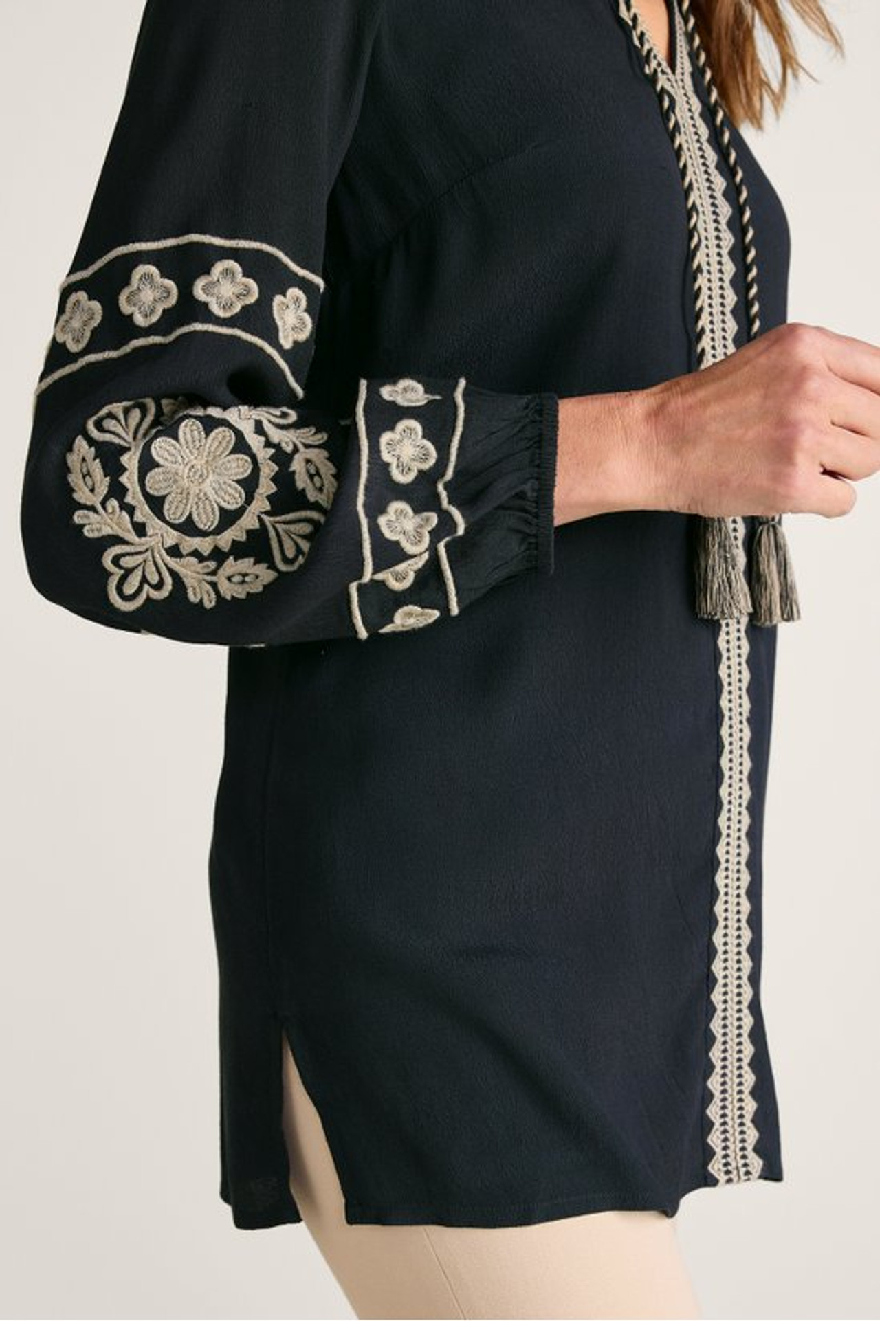 Annaka Embroidered Tunic