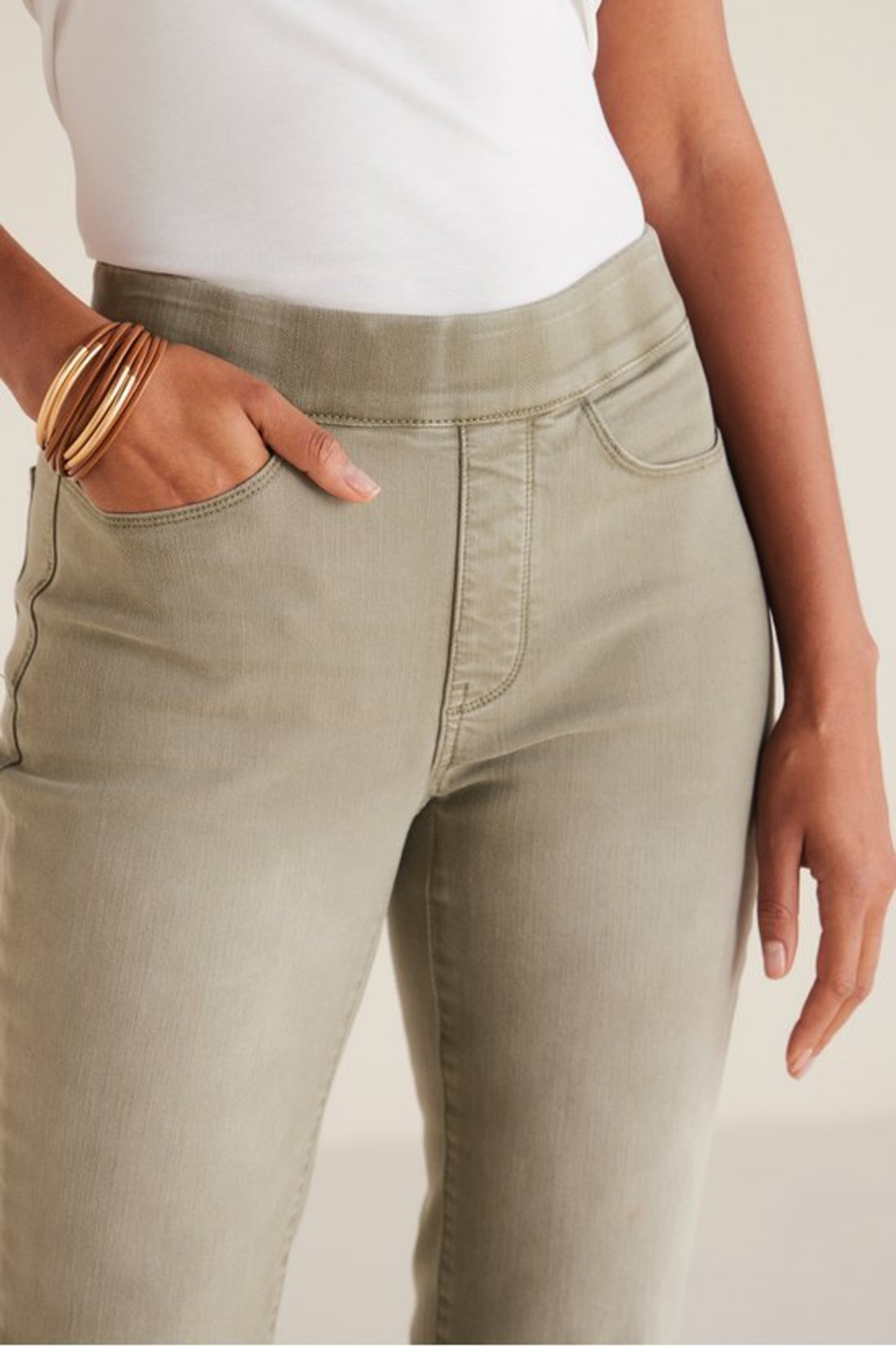 The Ultimate Denim Pull-On Crop