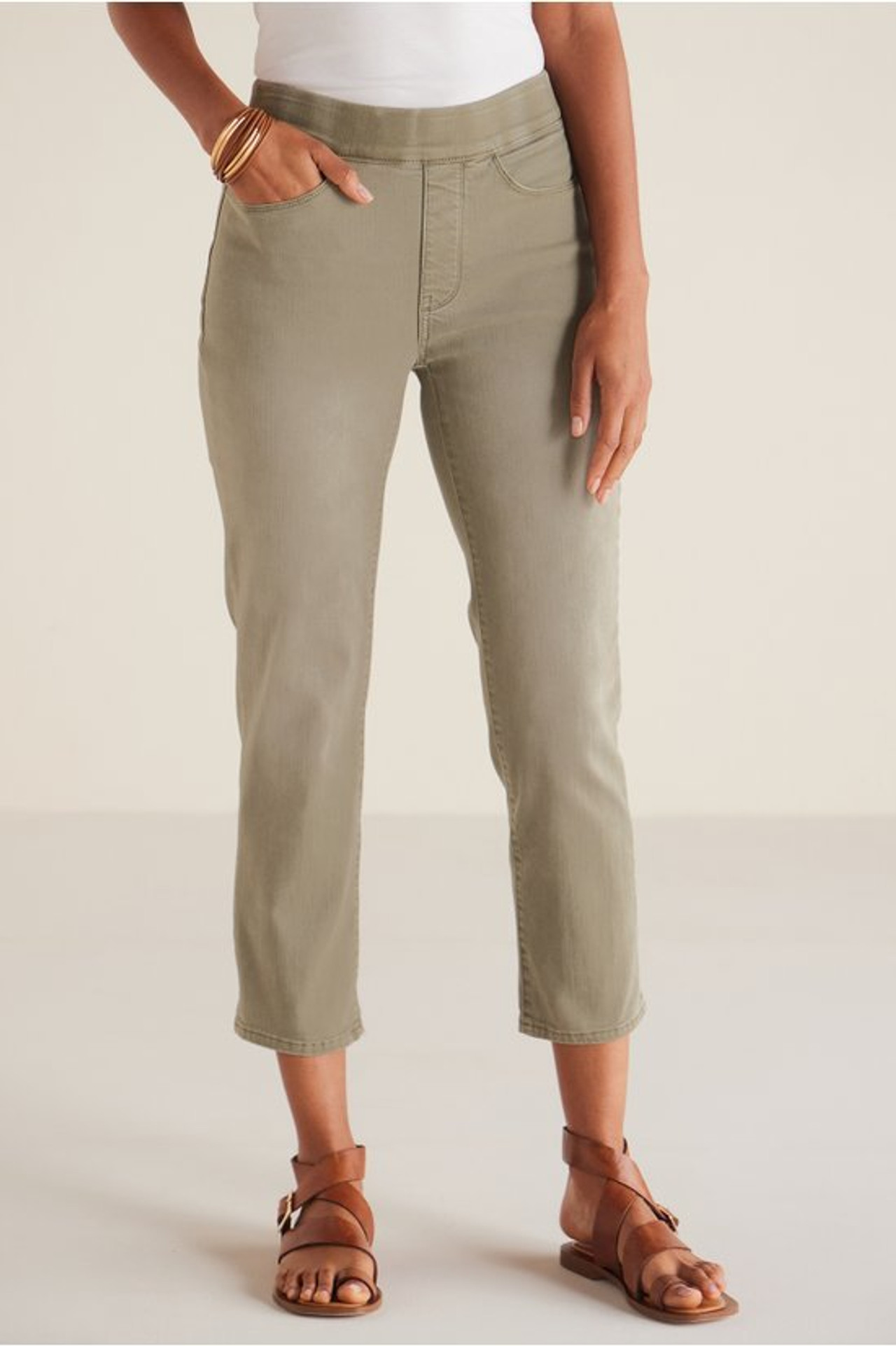 The Ultimate Denim Pull-On Crop