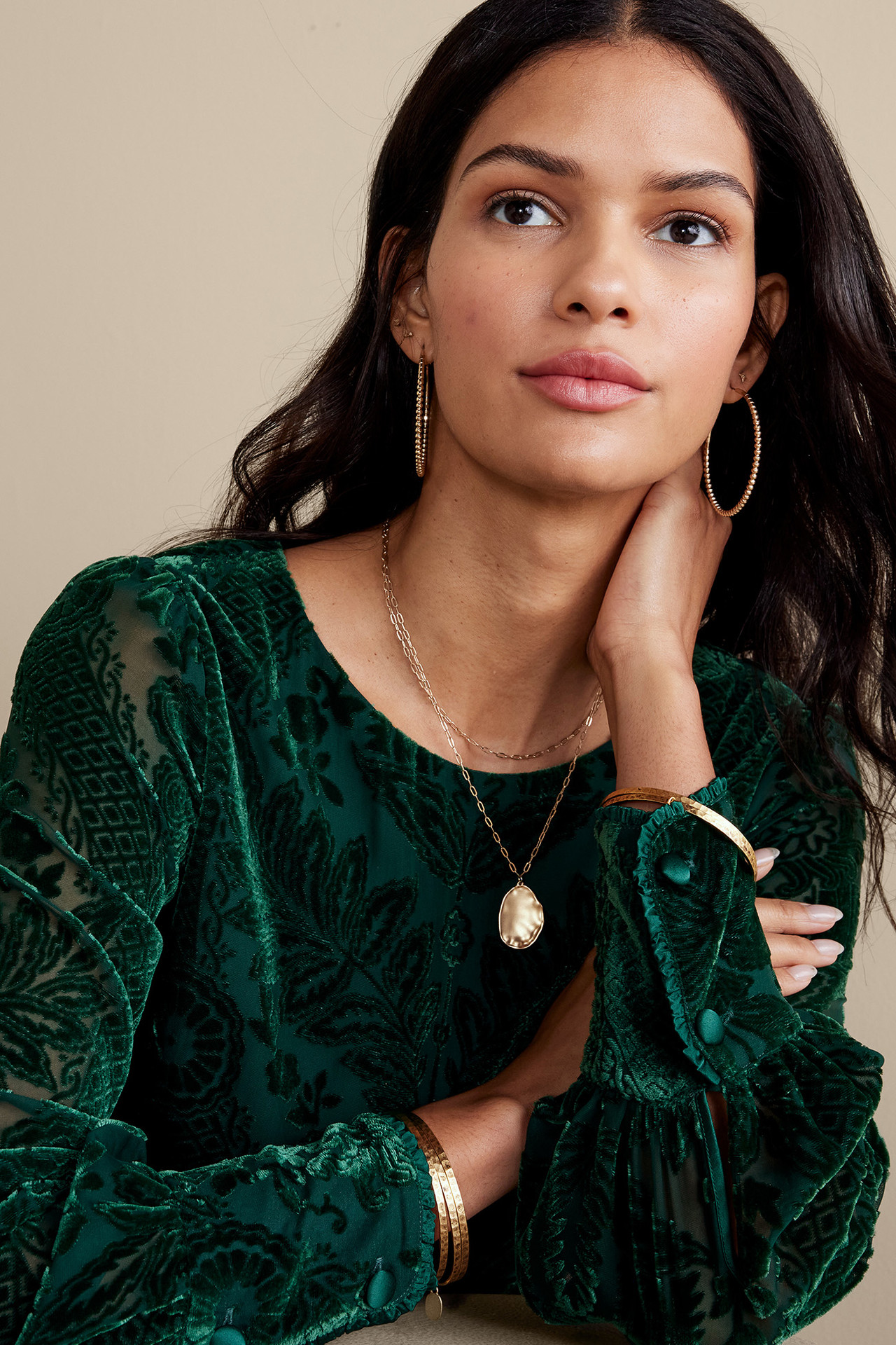 Vanetta Velvet Top   2228