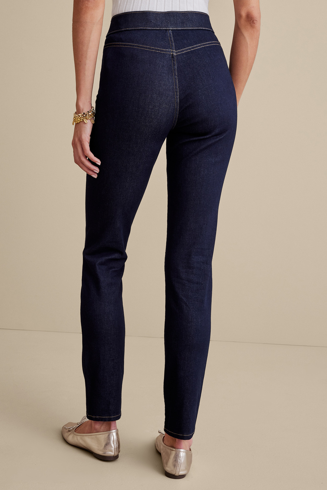 Ultimate Denim Pull-On Slim Leg Jeans1146