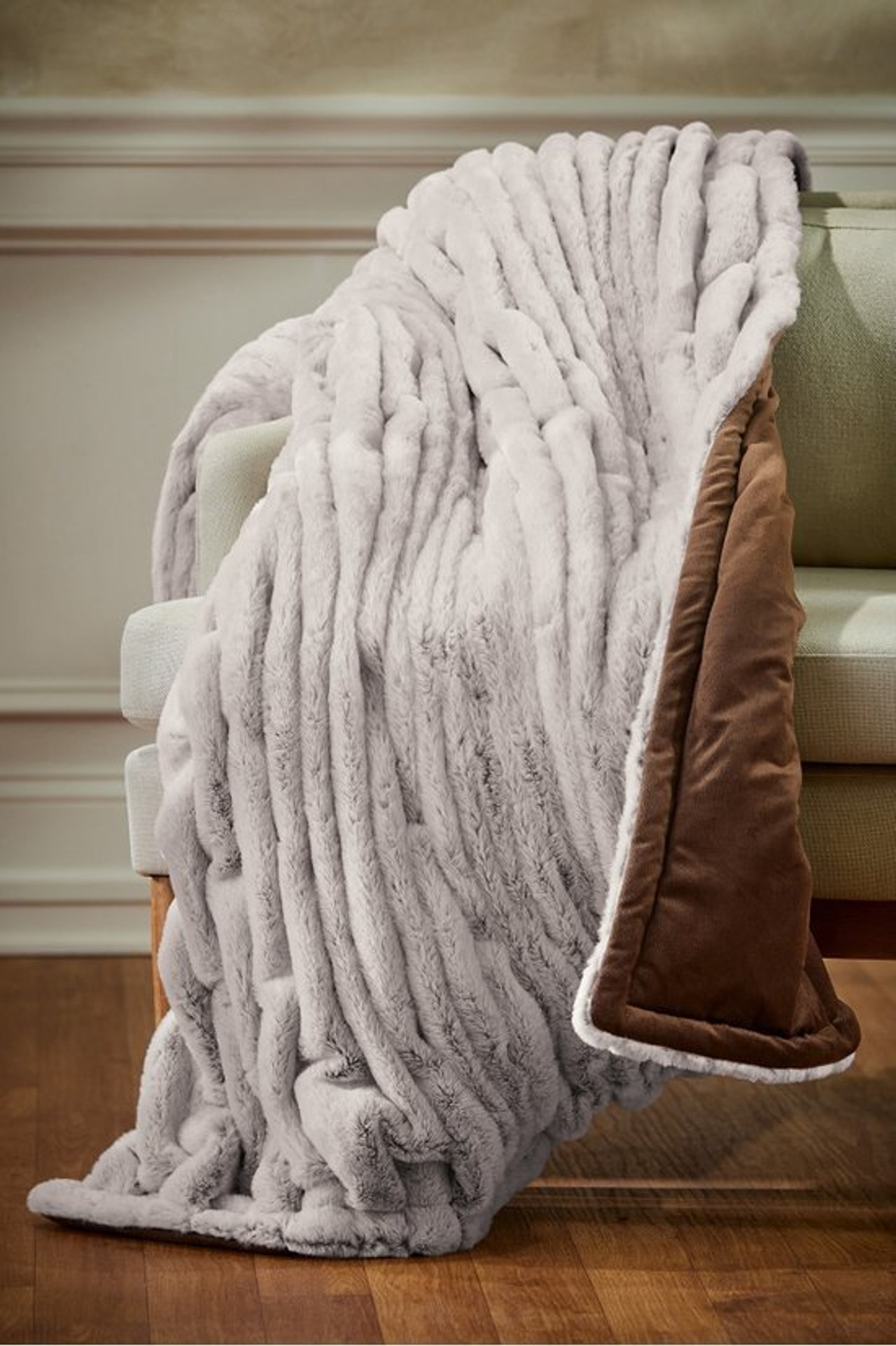 La Parisienne Faux Fur Throw