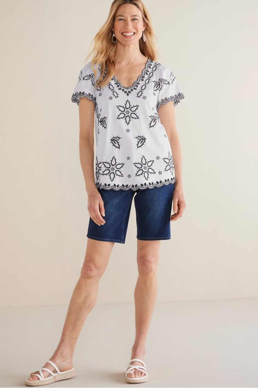 Teres Embroidered Tee