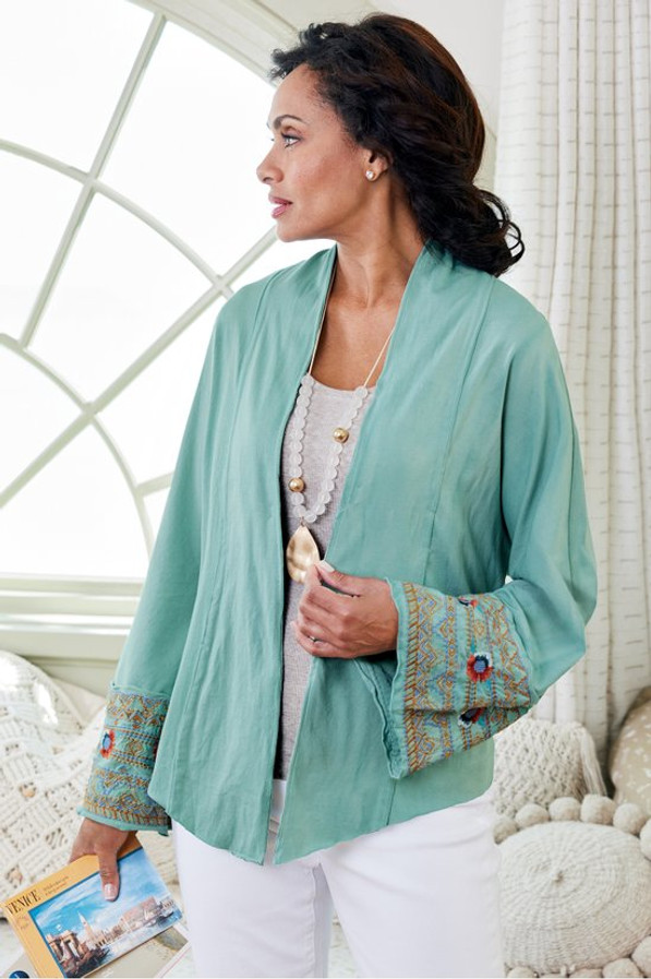 Zerah Embroidered Topper