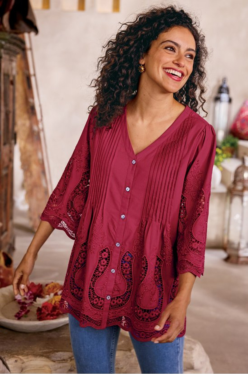 Trella Eyelet Top1203