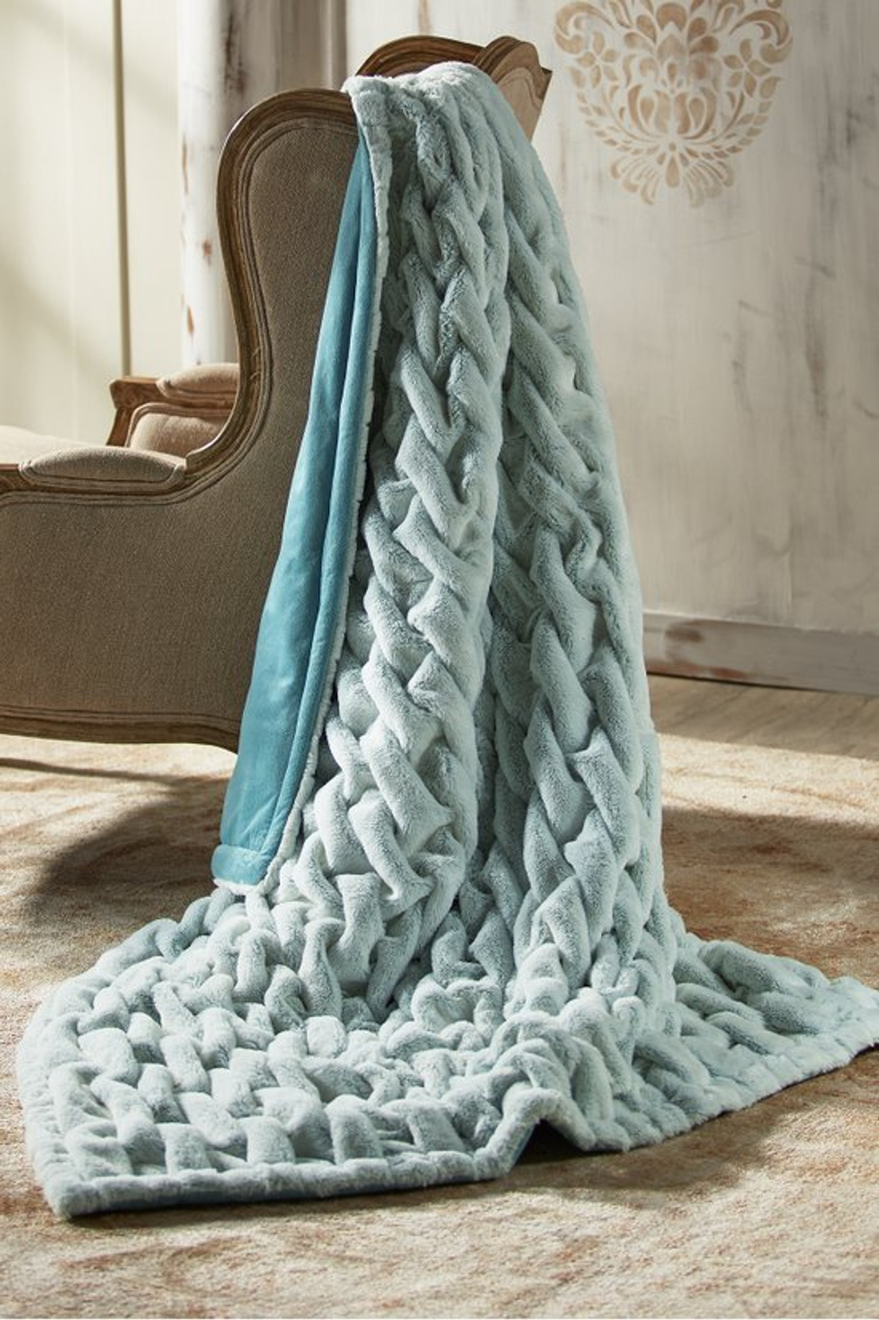 La Parisienne Faux Fur Throw