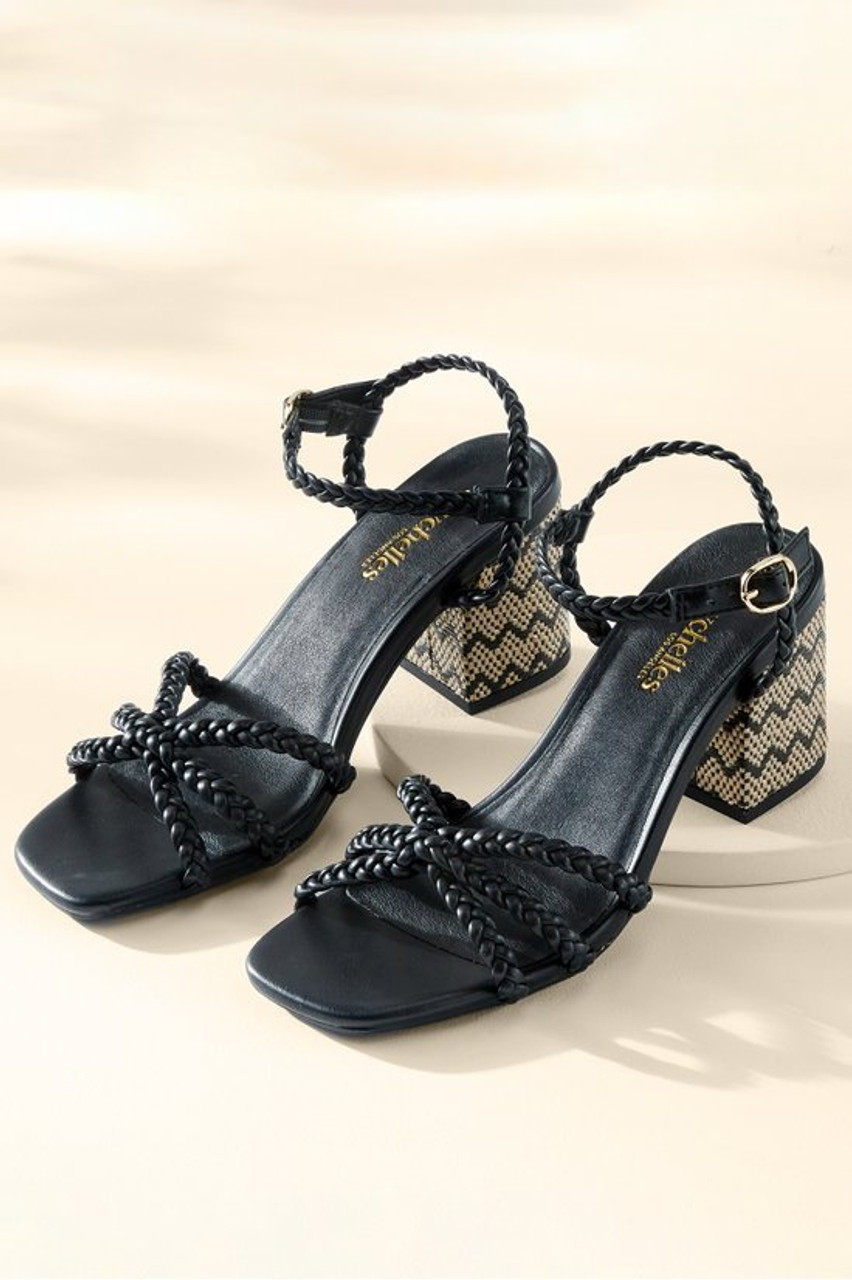 Seychelles Cater To You Sandal