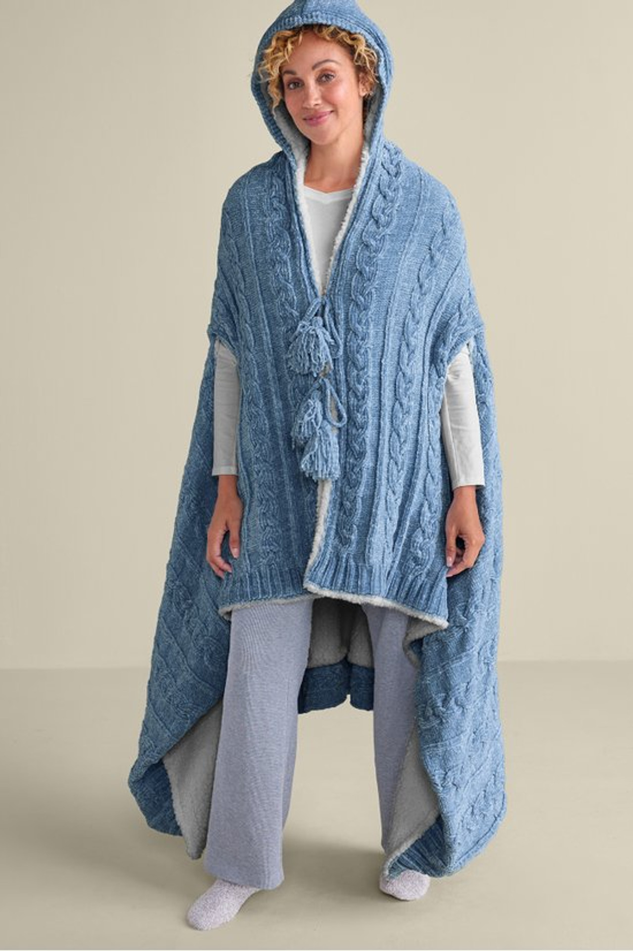 Chenille Sherpa Wearable Throw