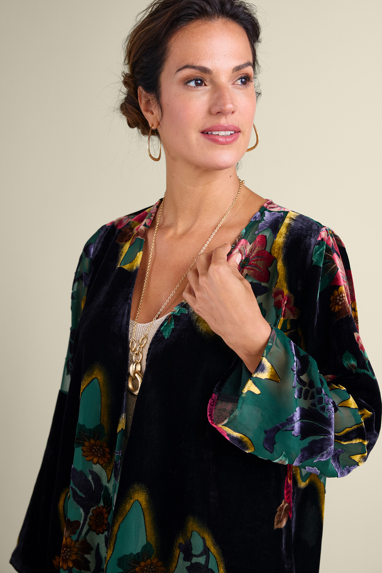 Aaliyah Floral Velvet Topper