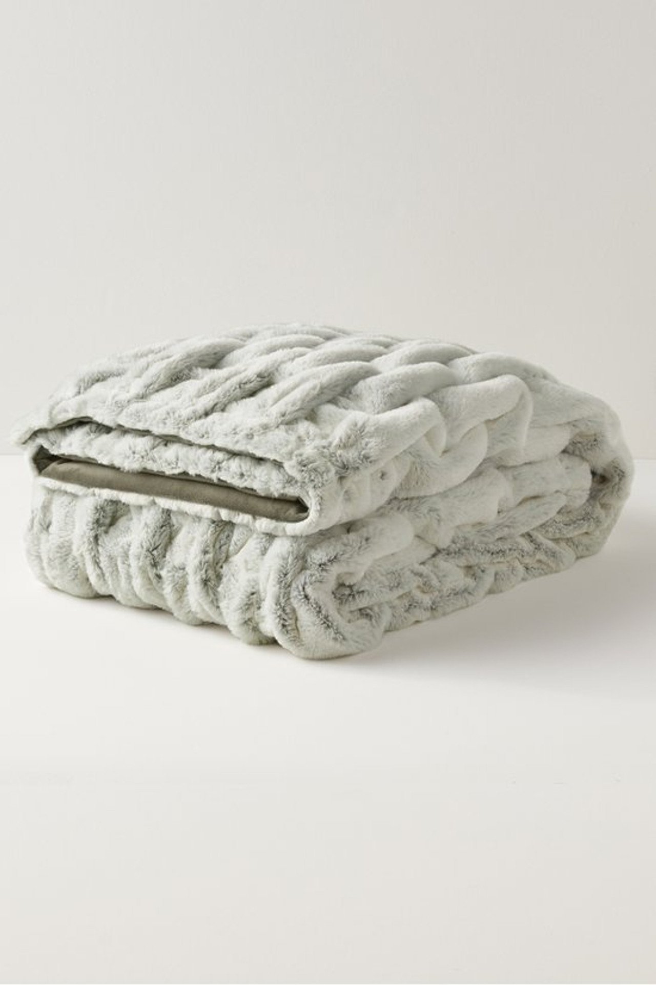 La Parisienne Faux Fur Throw