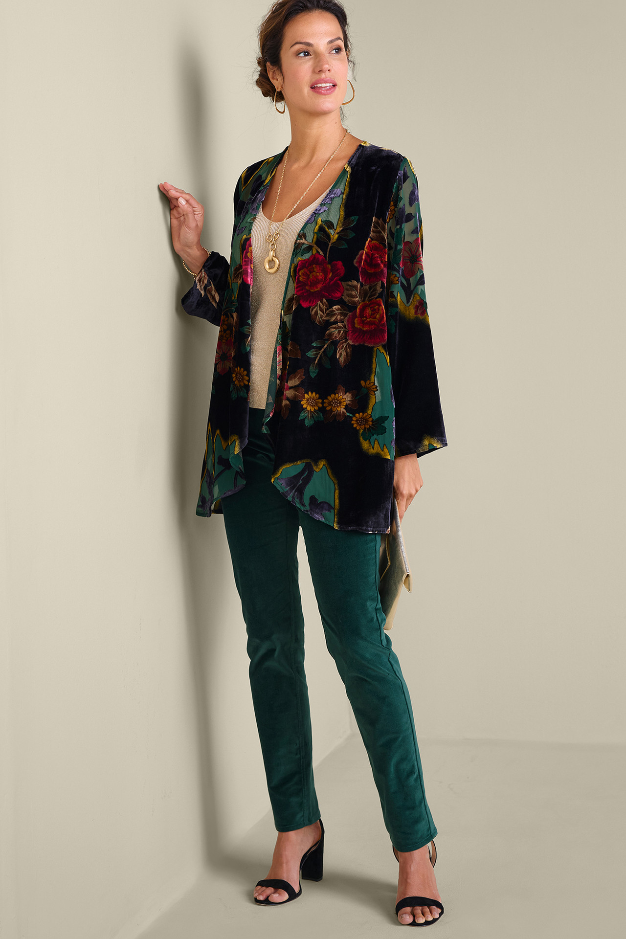 Aaliyah Floral Velvet Topper