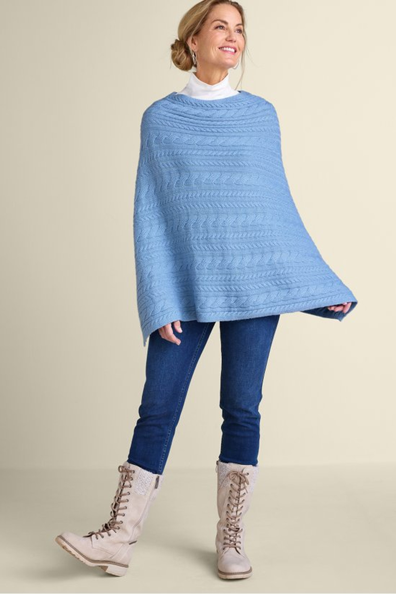 Aren Cable Poncho