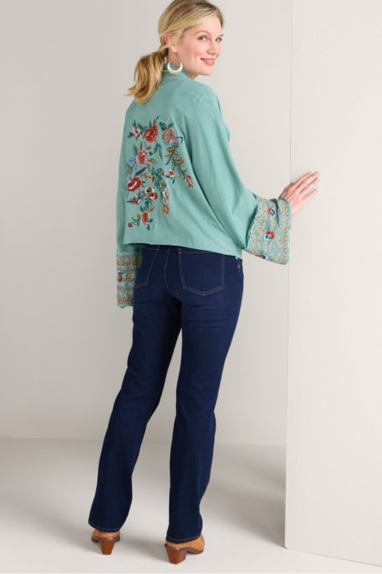 Zerah Embroidered Topper