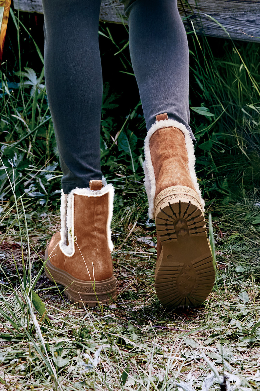 Diba True Temperature Shearling Boots