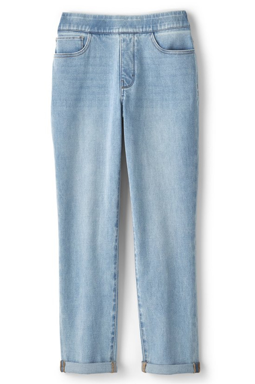 The Ultimate Denim Pull-On Crop